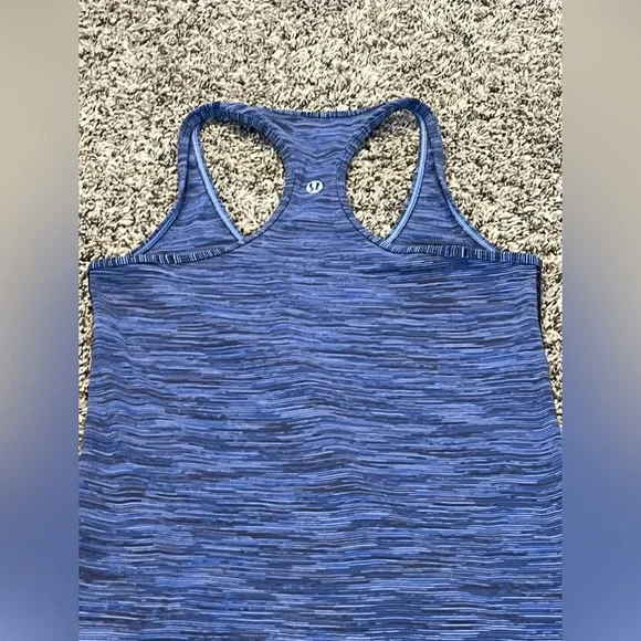 Lululemon Cool Racerback Tank Top Shirt Cadet Blue black gray Stripes, size 4 - Picture 8 of 9